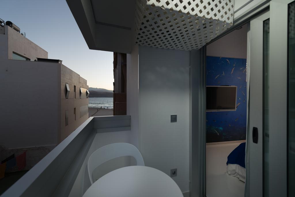 Wavia Hotel - Adults Only Las Palmas de Gran Canaria Luaran gambar